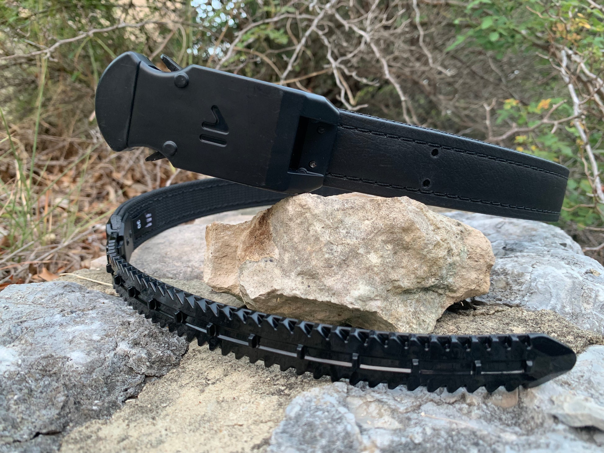 Carbon British Tan Leather Ratchet Belt & Buckle Set - Tough Apparel
